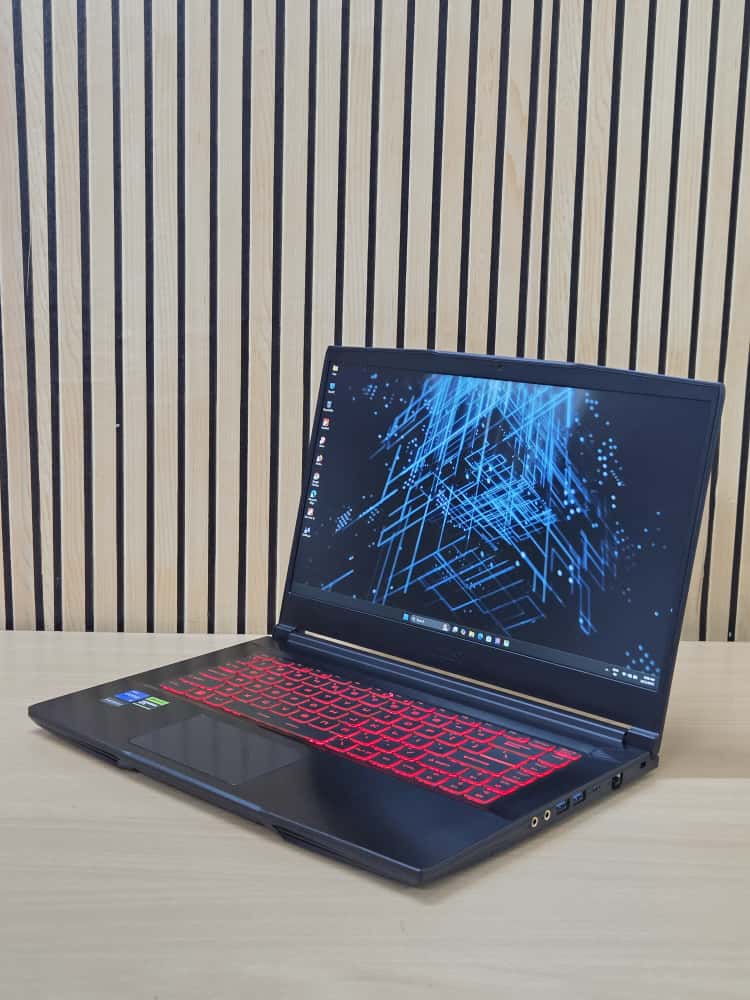 GF63 Thin 11UCX GF63 Thin 11UCX